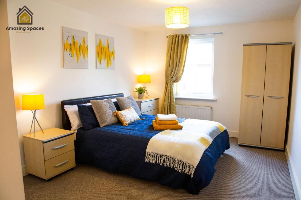 Executive 2 Bed Flat In Stockton Heath By Amazing Spaces Relocations Ltd Warrington Exterior photo